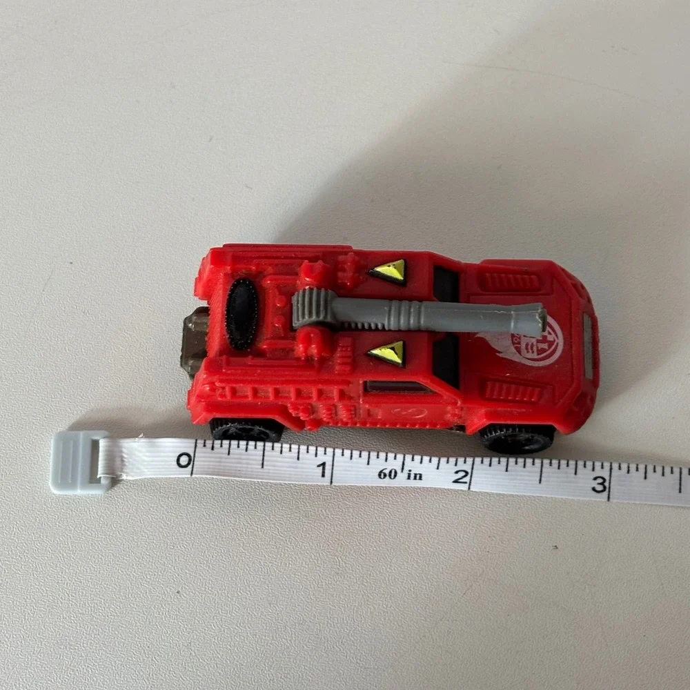Hot Wheels 1994 Mattel Red Fire Truck Diecast‎ Armored Rescue Vehicle 3 Inch